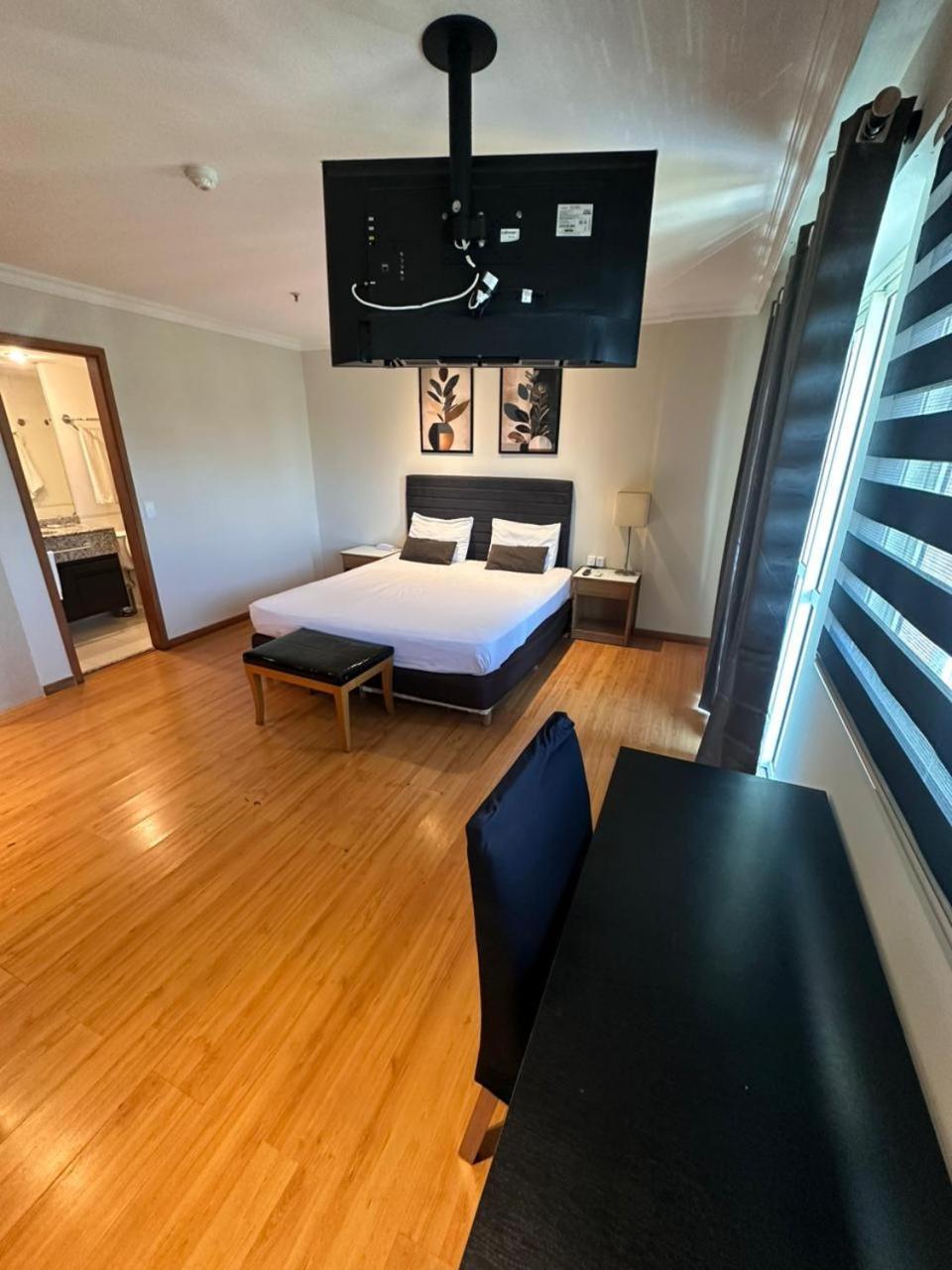 Flat Na Barra Da Tijuca.