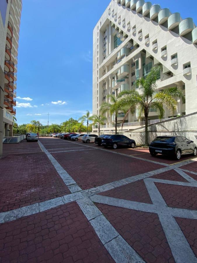 Barra Da Tijuca - 508 - De Frente Maravilhosa Piscina - Estacionamento Gratuito - Academia Comphania Atletica - Balsa Gratis - Microondas - Geladeira Grande - Recepcao 24horas - Wi-fi - Com Pia *