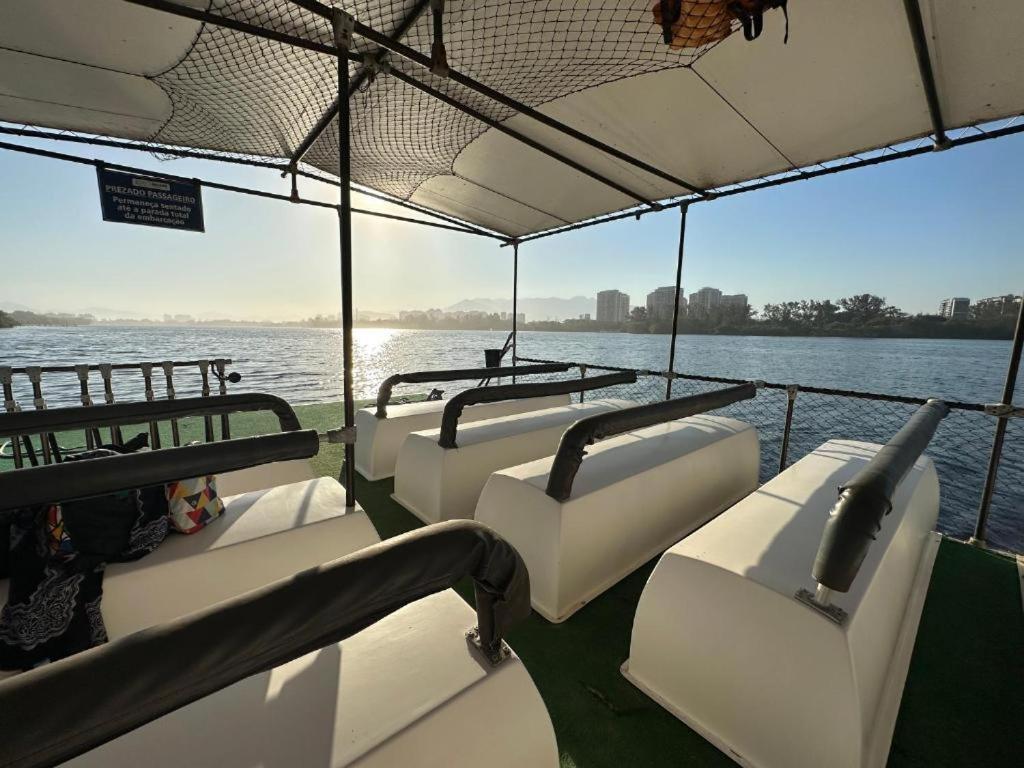 Barra Da Tijuca - 508 - De Frente Maravilhosa Piscina - Estacionamento Gratuito - Academia Comphania Atletica - Balsa Gratis - Microondas - Geladeira Grande - Recepcao 24horas - Wi-fi - Com Pia Apartamento *